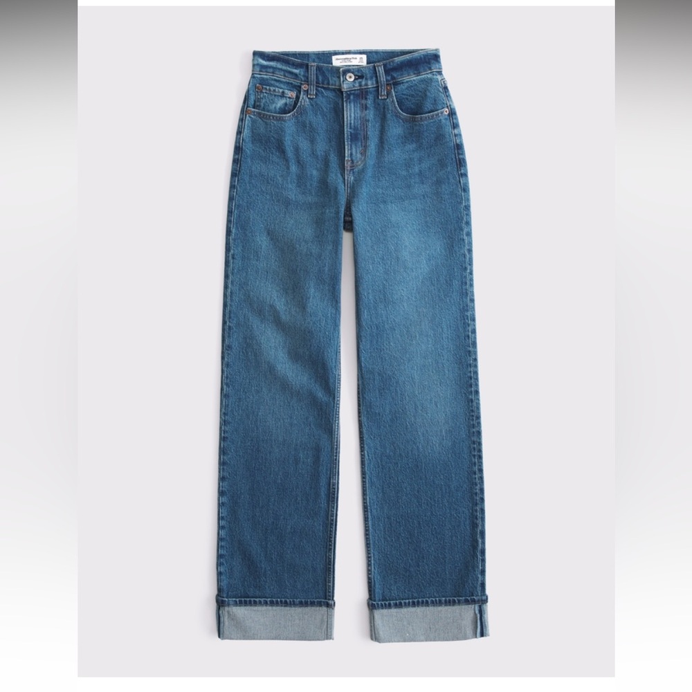 Abercrombie & Fitch High Rise 90s Relaxed Cuffed Hem Jean